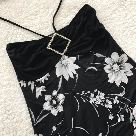 Mandee halter top - Picture 2 of 4